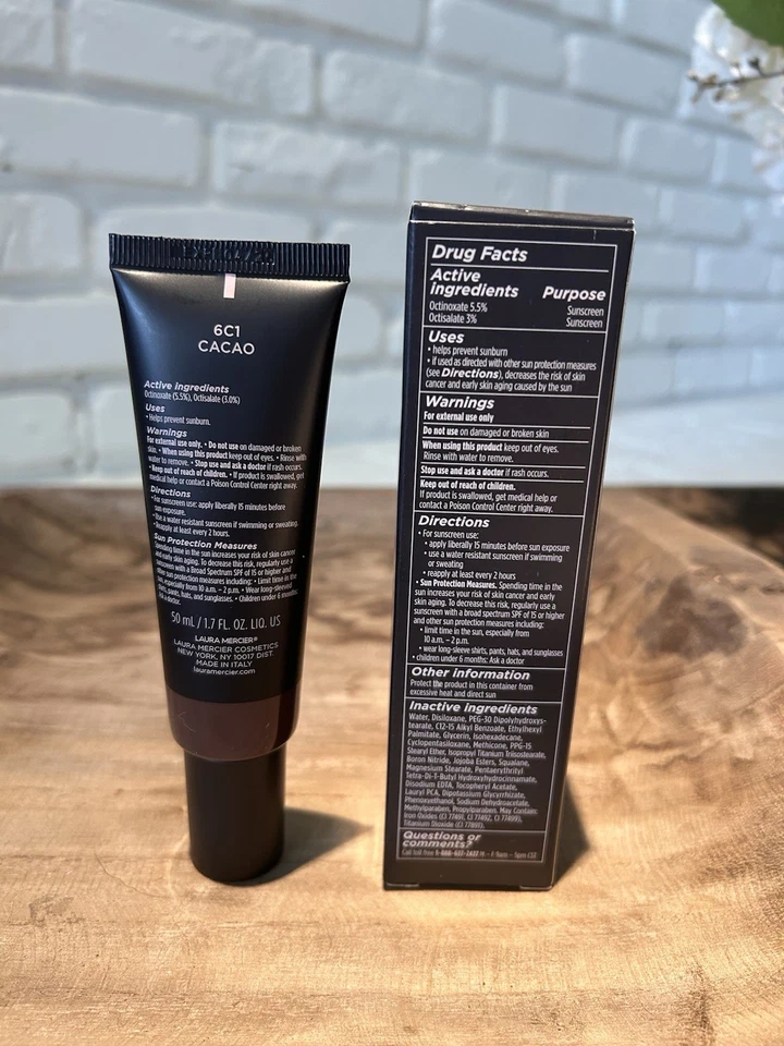 Crema hidratante tintada sin aceite Laura Mercier FPS 20 cacao 1,7 fl oz nueva Foto 2 de 3