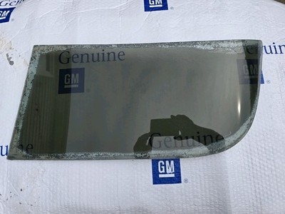 1965 1964 1966 1967 Buick Sport wagon Vista Cruiser Roof Glass Sky Roof Glass
