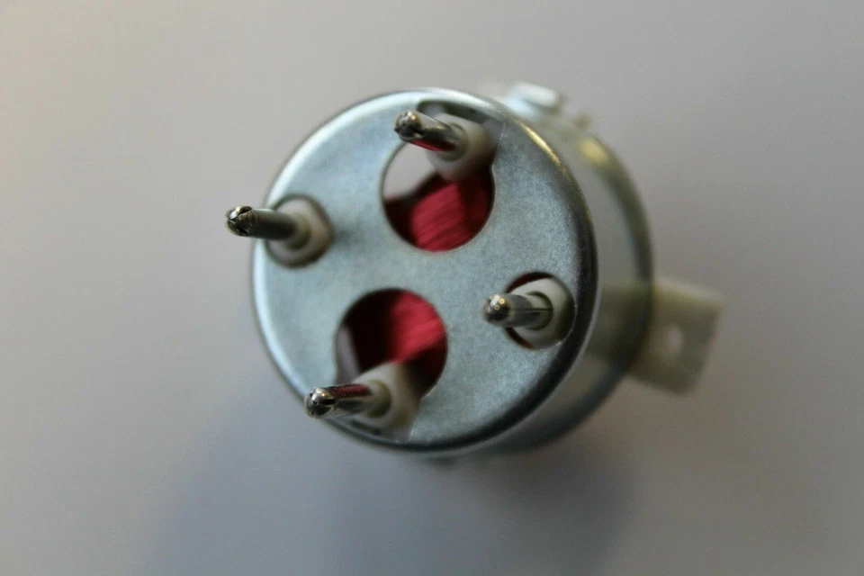 Motor paso a paso de núcleo de aire medidor de combustible "F" 1995 95-98 para camión GM cuadro de instrumentos Foto 3 de 4