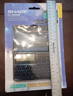 New Sealed Vintage Sharp EL-6090B Electronic Organizer Memo Master w/Alarm NIP