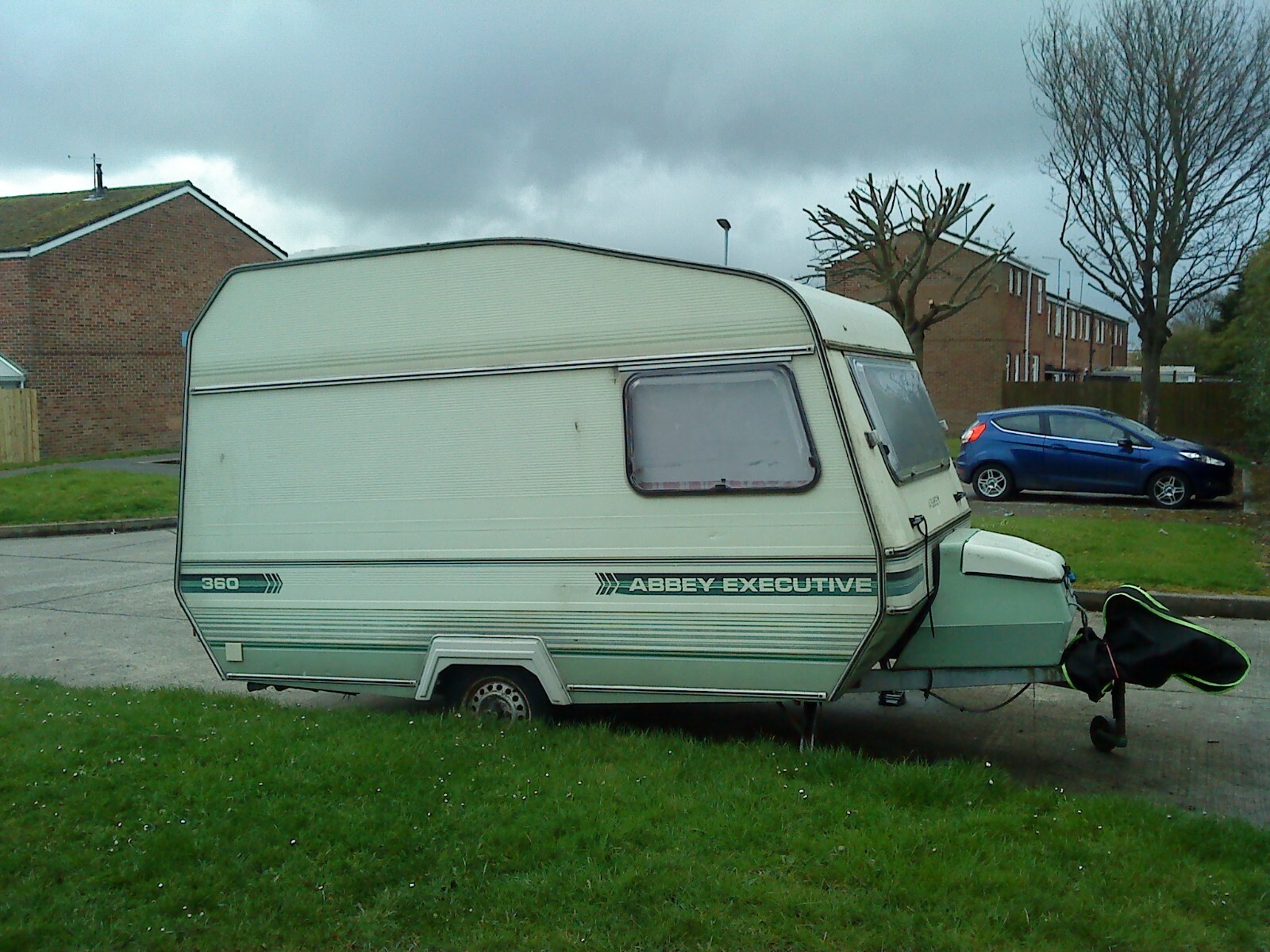 Image 1 - VINTAGE 2 BIRTH CARAVAN ABBEY EXECUTIVE 360
