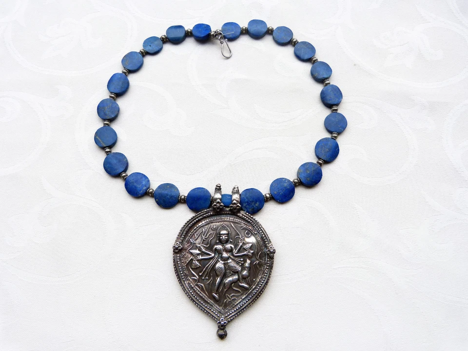 Enorme Amuleto Antigo Índia Shiva, Bheru Bhairava, Rajastão Índia, Colar de Lápis - Imagem 3 de 4