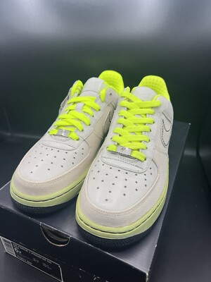 Nike Air Force 1 Low Premium Light Bone Volt (GS) Size 6Y  display picture 3