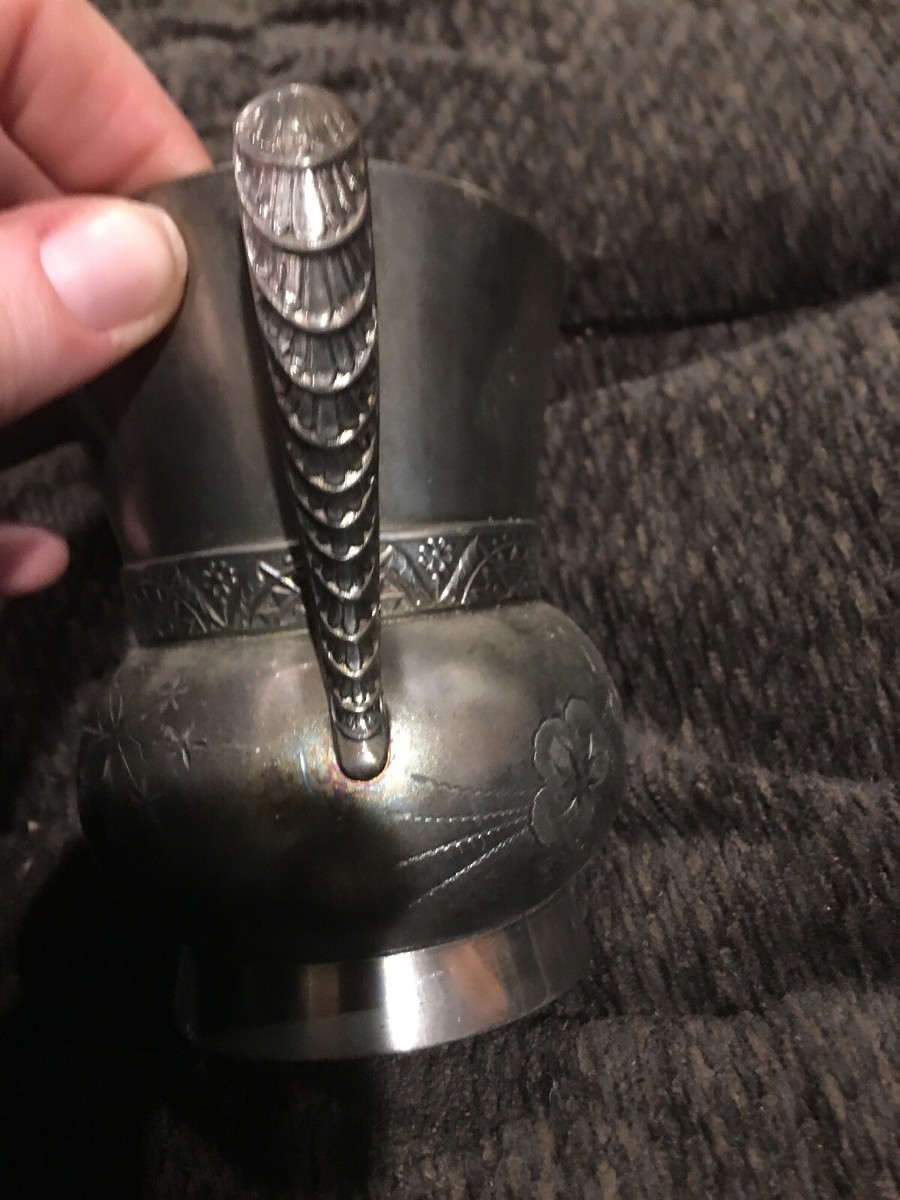 Vintage PAIRPOINT Mfg Co Quadruple Silver Plate Cup Vase Trophy