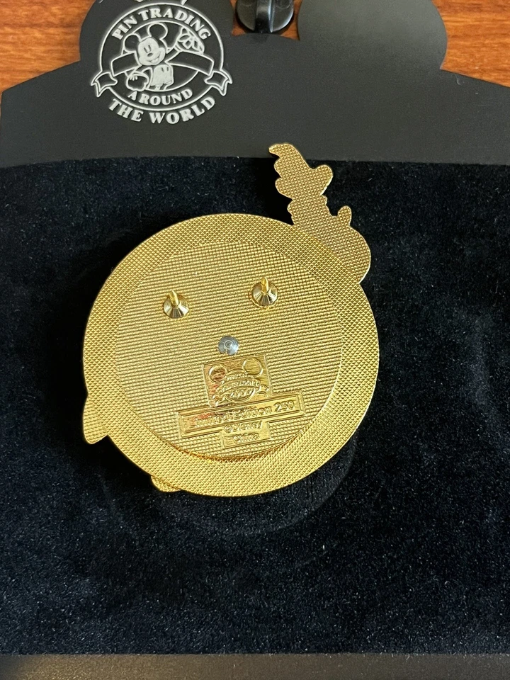 Prendedor giratorio raro Jumbo Disney Shopping Dumbo Timothy Mouse LE 250 Foto 3 de 4