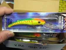 Vicious 3 1/2" Crank Bait 3/8 Oz Fishing Lure / Dives 8'-12' / Red Firetiger