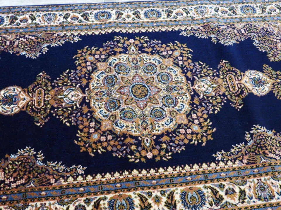 Alfombra oriental turca azul marino hecha a máquina 100x200 Cm Foto 3 de 4