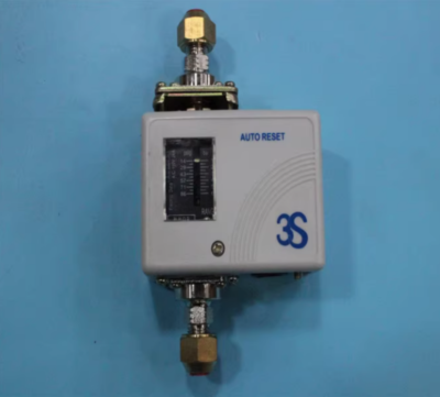 1PC New 3S JC-35CE JC35CE Pressure Control 0.5-3.5Bar In Box Brand