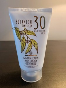 botanical sunscreen 30