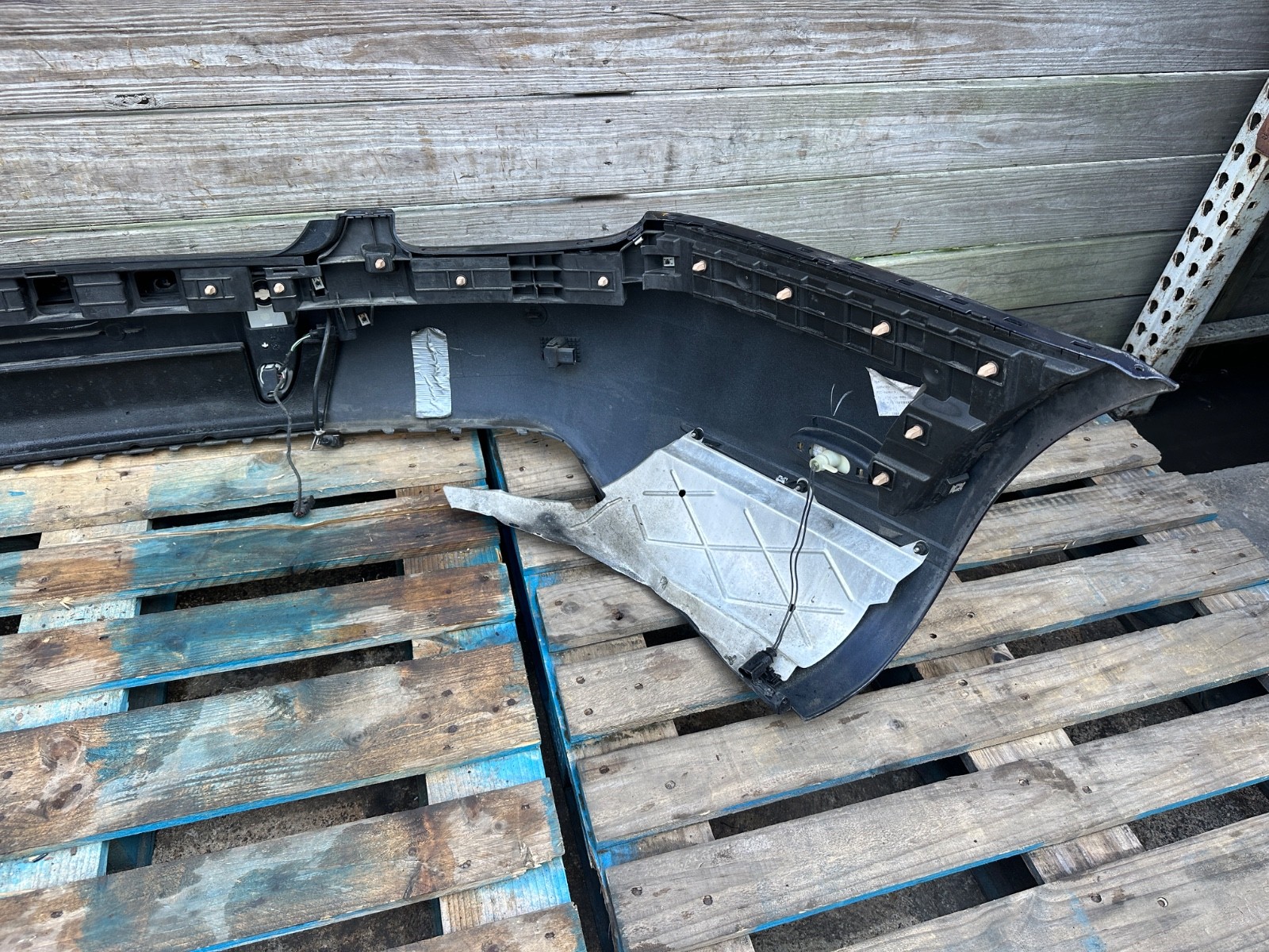 2003-2010 BENTLEY CONTINENTAL GT GTC  REAR BUMPER COVER W/ PARK SENSORS ASSEMBLY