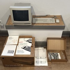 M1700 Macintosh LC II Apple Computer Vintage w/ Box, Monitor, Accessories