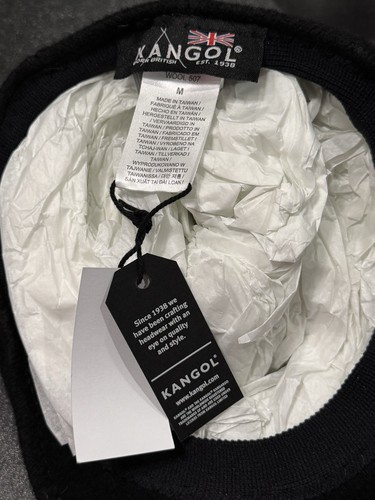Mens KANGOL Seamless Wool BLACK 507 Style 6845BC Size Medium NWT Sleek Handsome - Picture 3 of 4