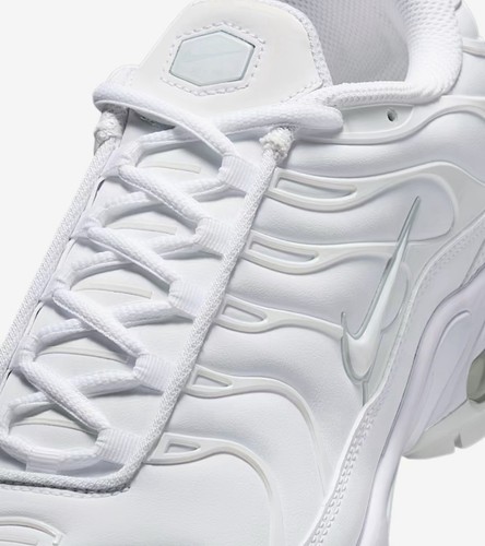 (FZ4150-100) Nike Air Max Plus G White/Pure Platinum-Gold Mens Sz 9 - Picture 6 of 11