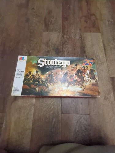 Stratego Board Game Vintage 1986 Milton Bradley , Missing Instructions