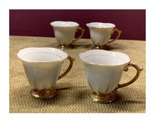 VINTAGE MADE IN JAPAN MINI FLOWER SHAPED TEA CUP SET OF 4 GOLD TRIM  WHITE