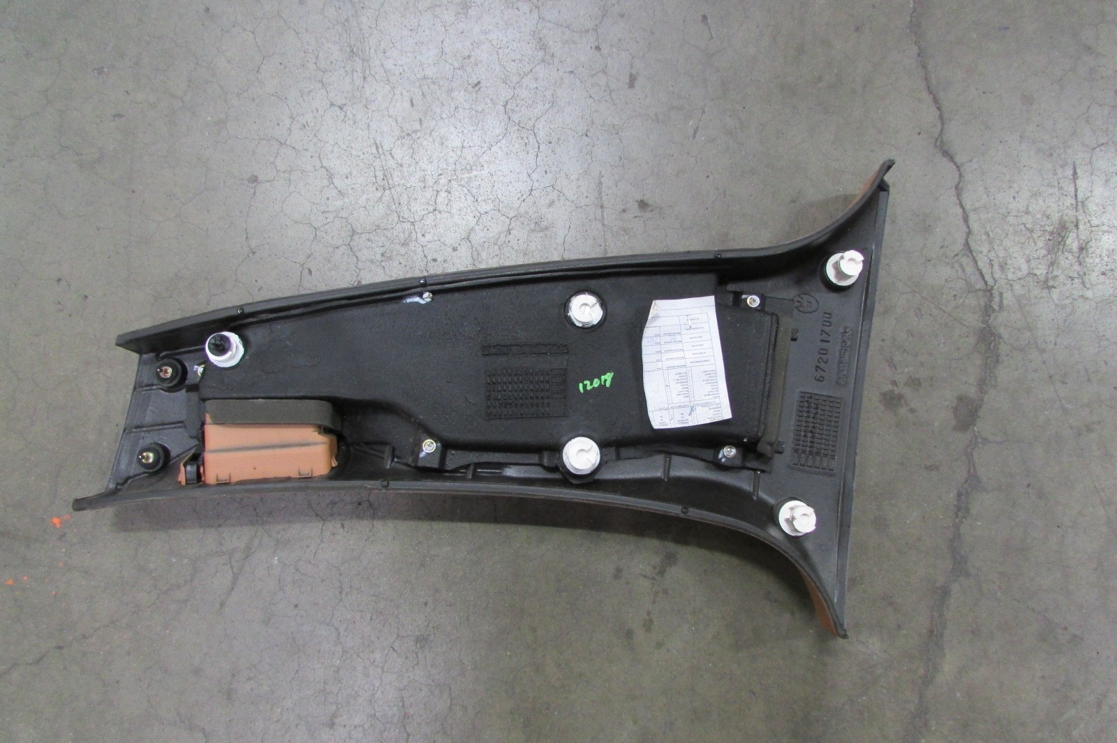 Maserati Quattroporte, RH, Right B-Pillar Trim Panel, Cuoio, Used, P/N 981388008