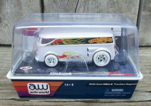 Auto World VW Volkswagon Van Bus Firebomb White Lightning CHASE Slot Car Flames - Picture 1 of 6