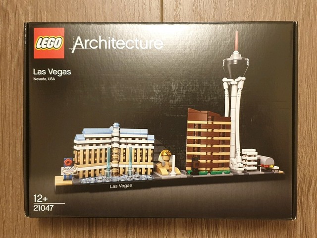 lego architecture 21047
