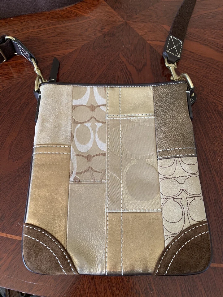 Bolsa tiracolo Coach Patchwork Swingpack carteiro - Imagem 4 de 4