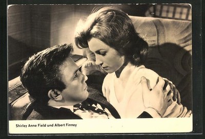 AK Schauspielerin Shirley Anne Field & Schauspieler Albert Finney in einer vert 