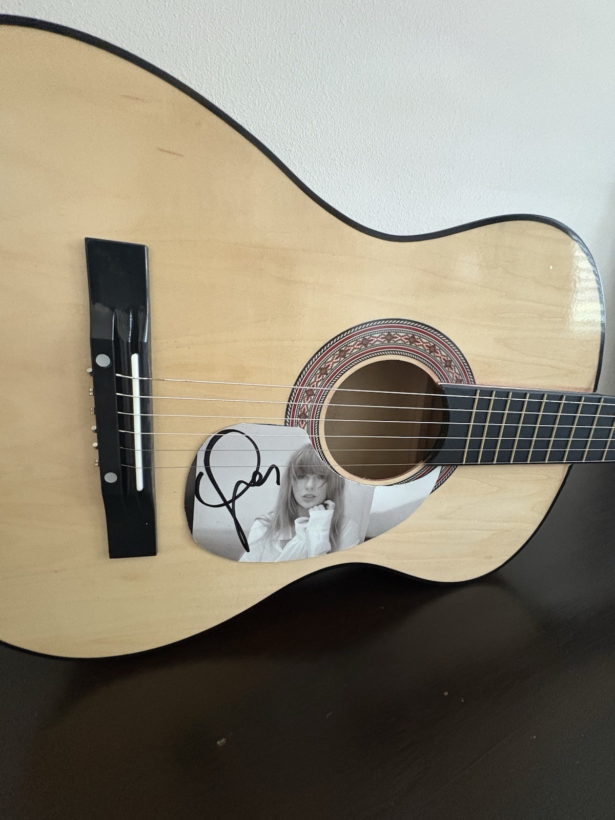 Taylor Swift Signed Hand Signed Acoustic Guitar COA