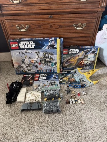 Lego Star Wars Lot (Hoth Echo Base 7879, Naboo Star Fighter 7877, 75117 Mech)