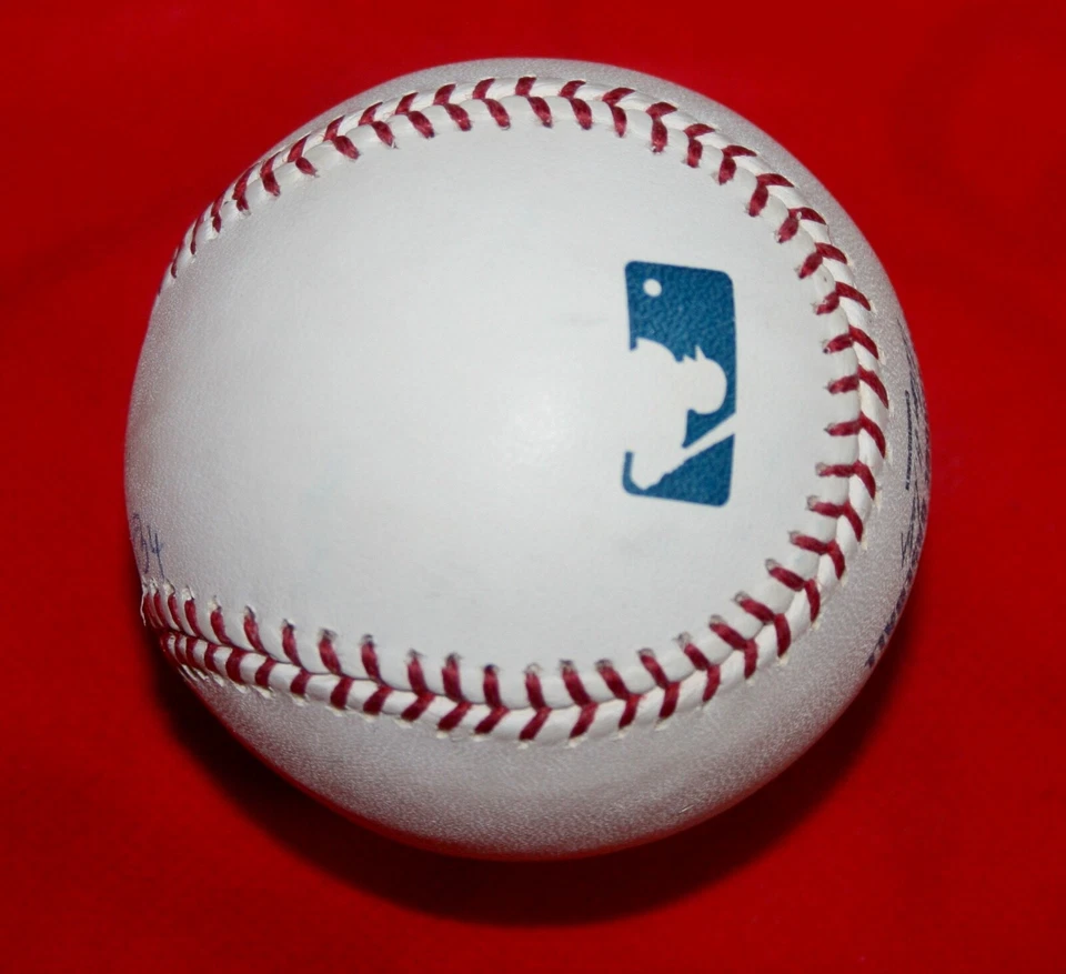 Bola de beisebol assinada por Pedro Borbon "Cincy Reds 75-76 Big Red Machine" com certificado de autenticidade PSA/DNA - Imagem 3 de 4