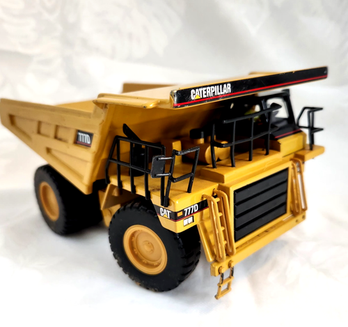 Norscot CAT 777D Highway Truck Tipper - 1/50