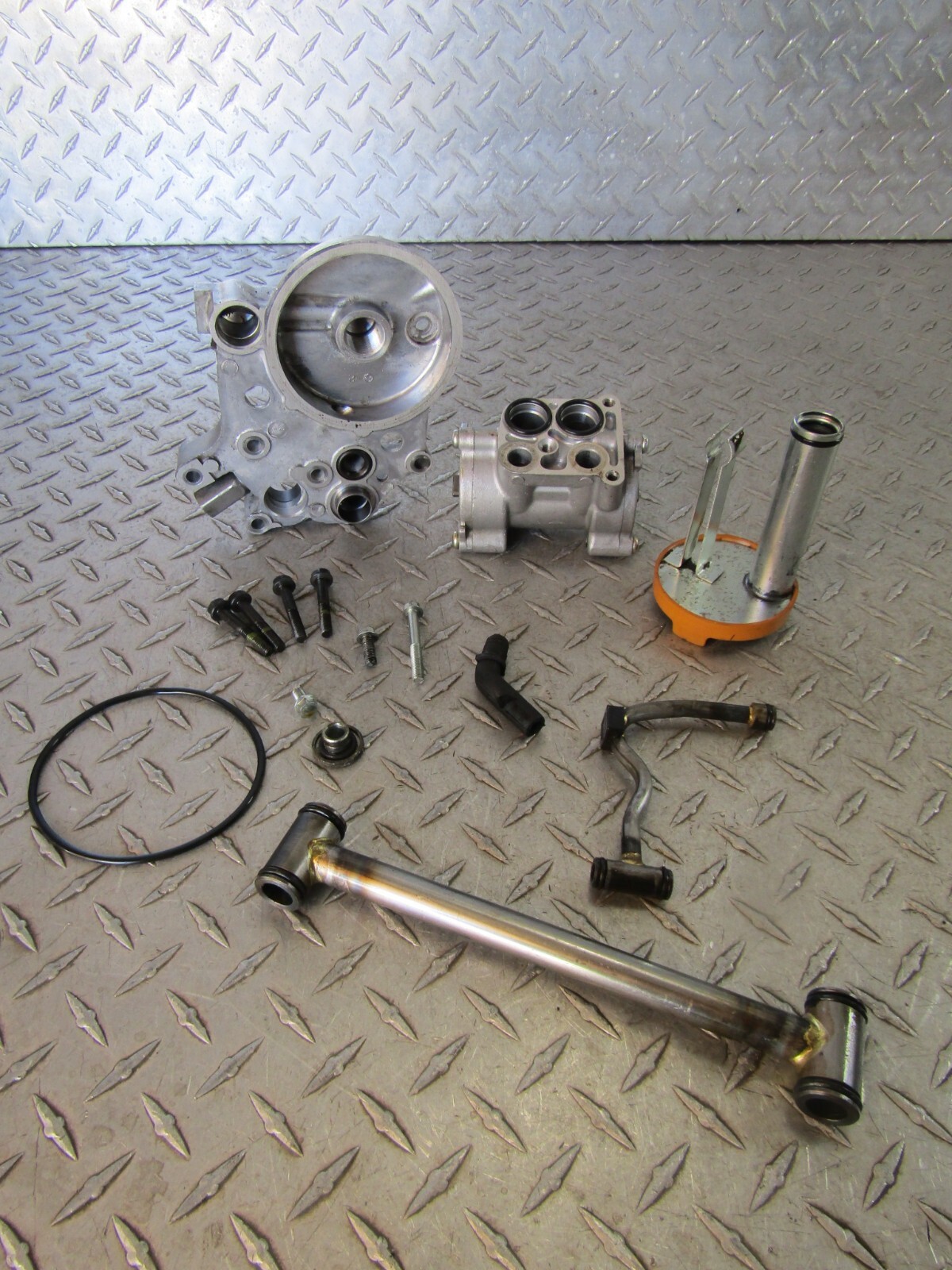 1989 89 KAWASAKI ZX1000B ZX 1000 ZX10 NINJA ENGINE OIL PUMP ASSEMBLY eBay