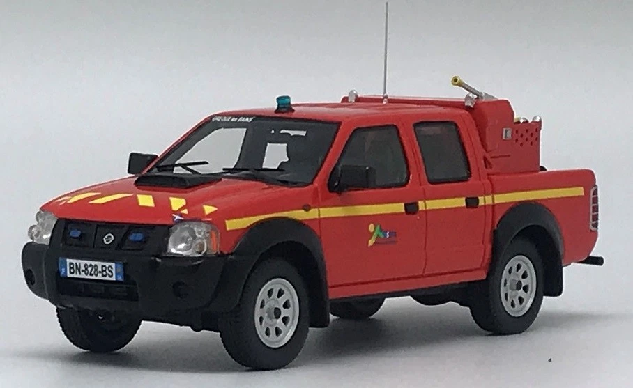 Nissan NP300 Double Cabine CCFL Pompiers - Alarme 1/43