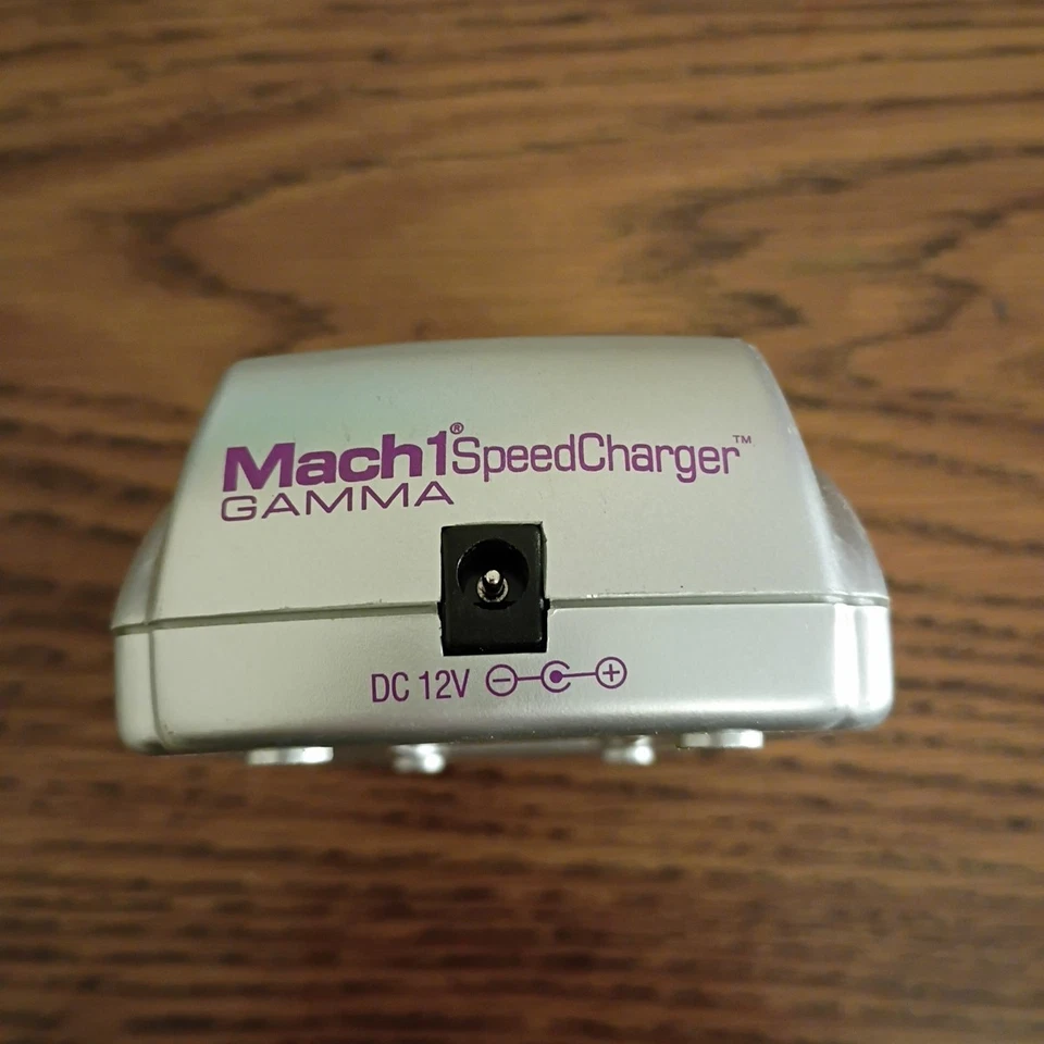 Universal Rapid Charger Battery AA & AAA Lenmar MSCAA NO CORD - Image 3 of 4