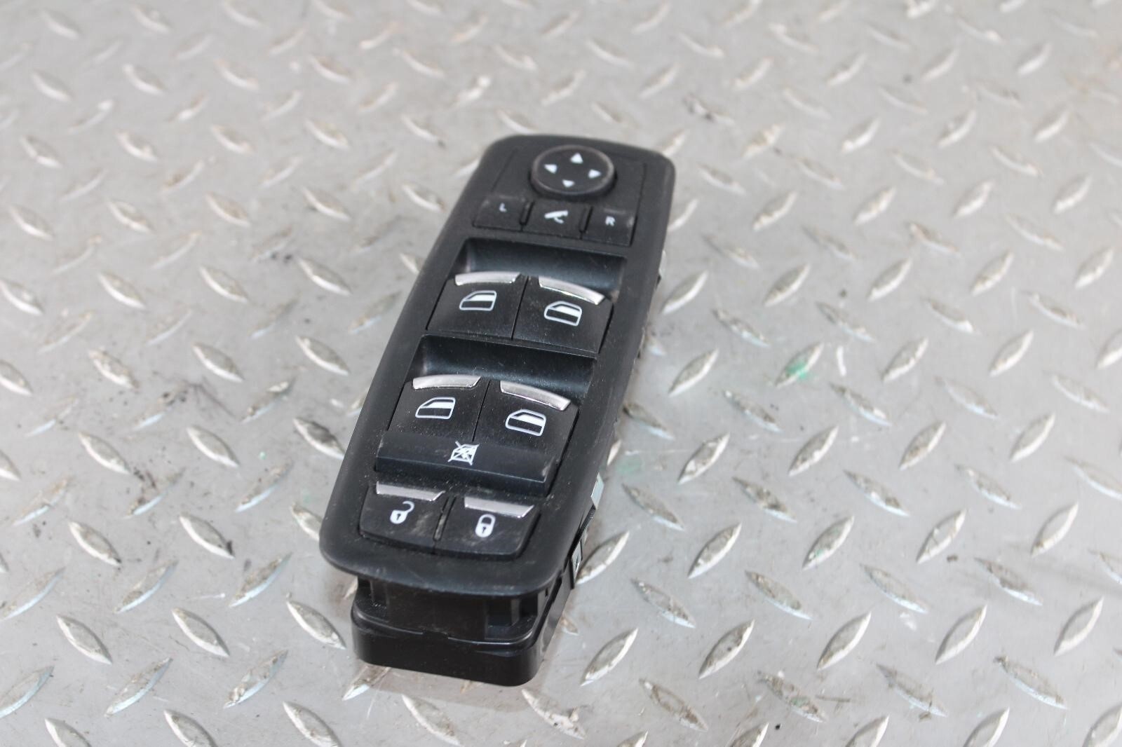 Maserati Ghibli 2014-2021 FRONT+LEFT Window switch