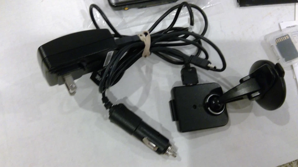 Garmin Nuvi 855 Automotive GPS Bundle TESTED FREE SHIPPING - Image 3 of 4