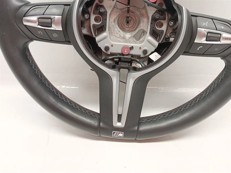 BMW F80 F82 F83 M3 M4 M2 2015-20 volante manual cuero M Sport Foto 4 de 4