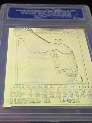 1996-97 SkyBox EX-2000 Michael Jordan Red Signature 23KT Gold Card
