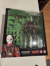 Medicom Toy MAFEX Deadshot Action Figure