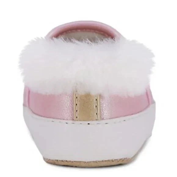 NUEVO JUICY COUTURE Bebé Eureka Imitación Piel Borde Dorado Brillo Corazón Zapatilla Sin Cordones Foto 3 de 4