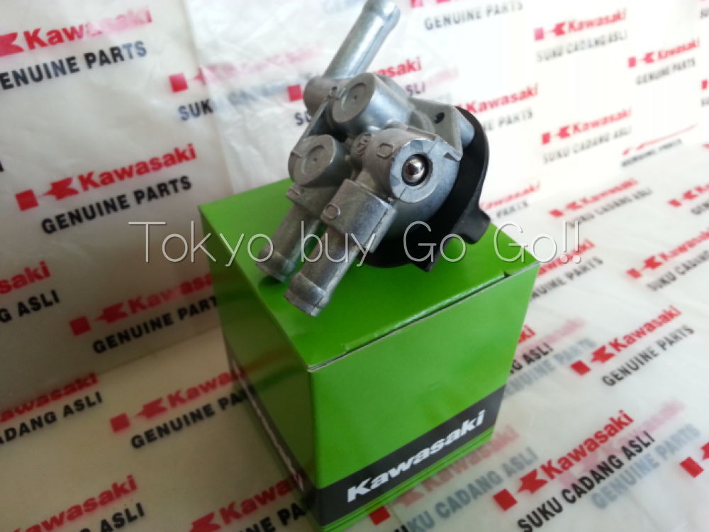 0Kawasaki ZX600 Ninja ZX-6 ZZR600 Fuel Tap Petcock 51023-1320