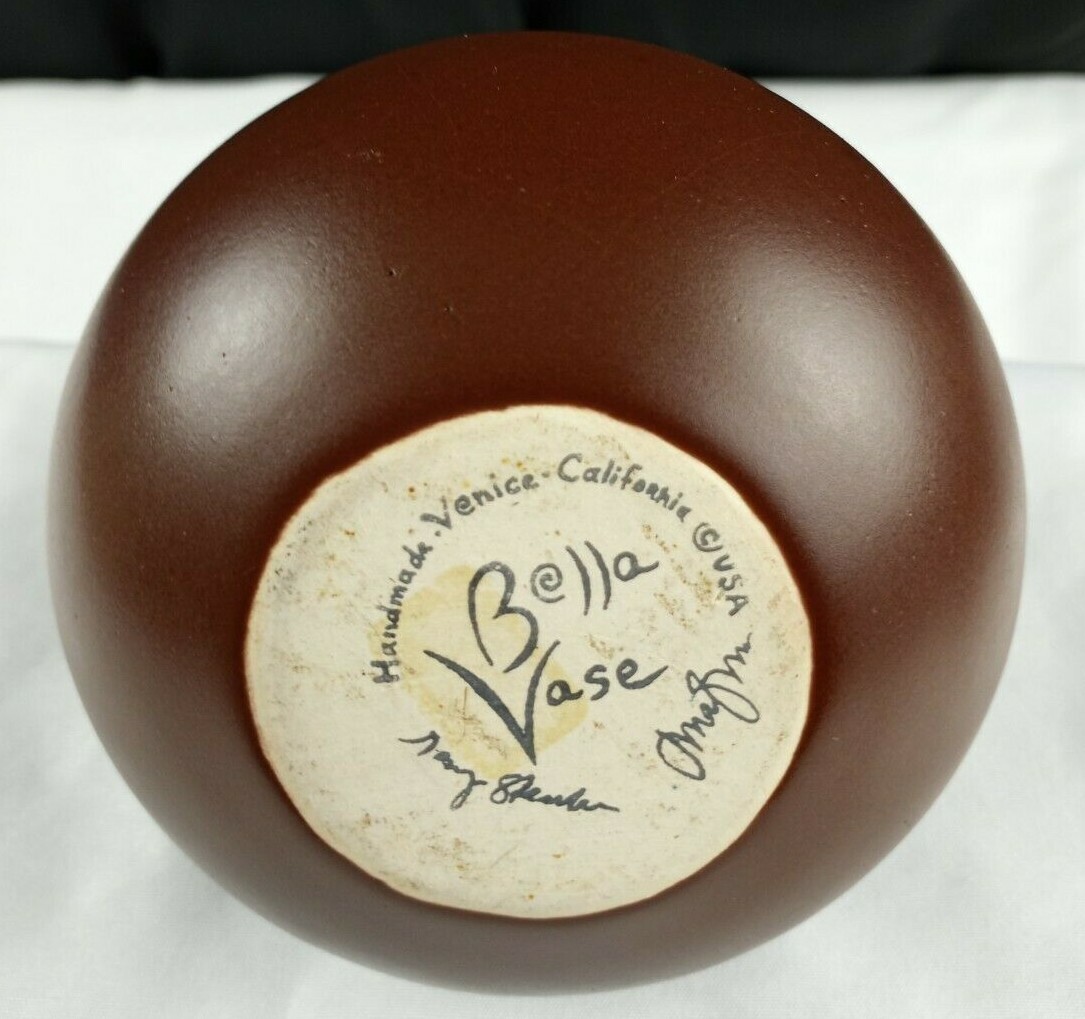 BELLA VASE HANDMADE MATTE MAROON VASE SIGNED STEINBORN & GRUEN VENICE CA STUDIO