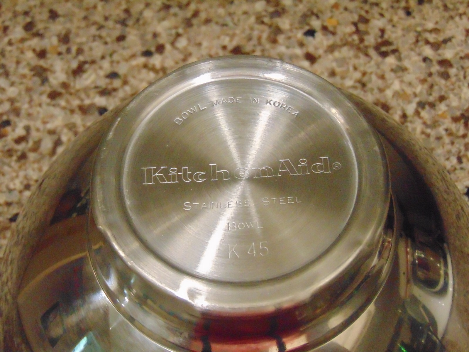 KITCHENAID 41/2 Quart Stainless Steel Mixing Bowl with Handle K45SBWH