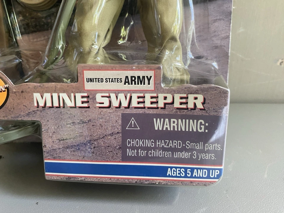 G.I. Joe Mine Sweeper US Army TOY Action Figure 12" Alpha ©1999 Hasbro - NEW - Image 4 of 4