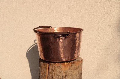 Artisan Kupferkessel 22-33 cm - Eisengriff, Kupferohren, Outdoor Kochen