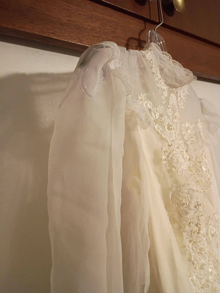 Vestido de novia estilo victoriano años 70 Foto 4 de 4