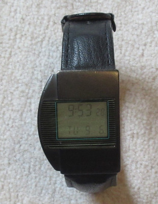 Junghans Mega 1  Funk-Armbanduhr