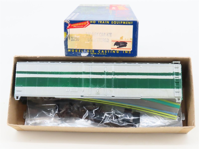 HO Scale Roundhouse Kit 1250 Unlettered 50' Single Plug Door Box Car - Custom