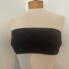 Bandeau lace with pads in front strapless bra size M/L
