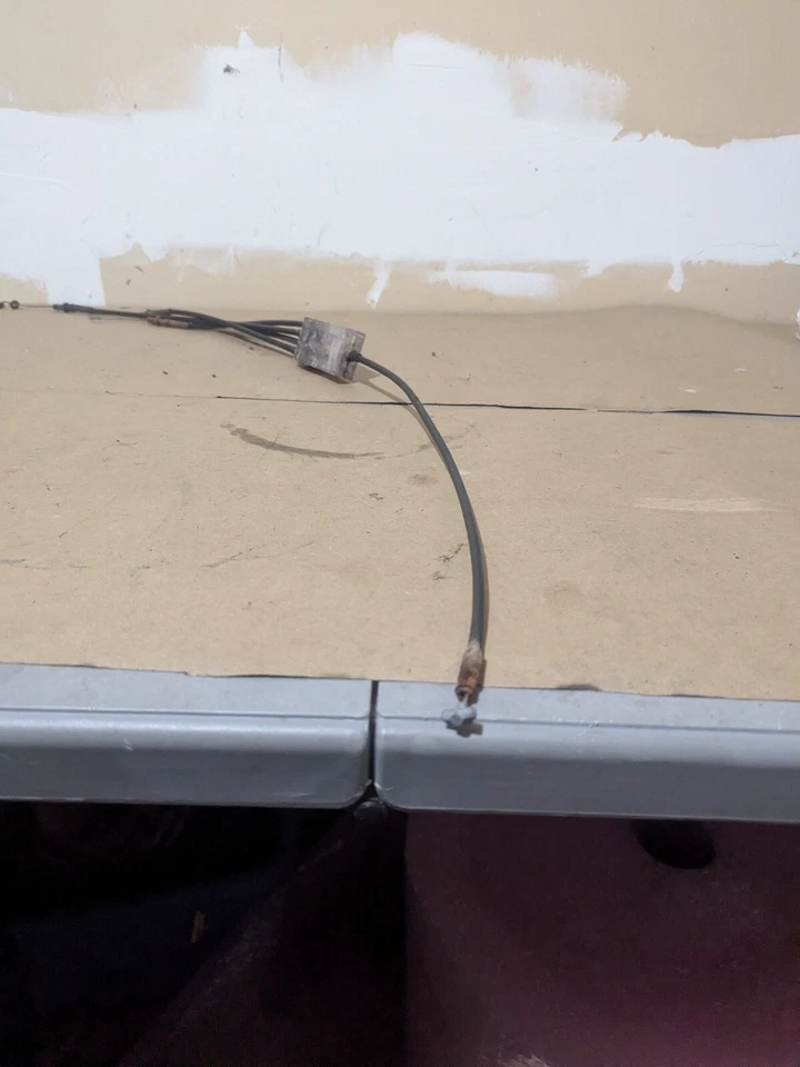 Polaris Indy XLT Touring 600, 1996 1997 1998 1999, Throttle Cable - 7080543 - Image 2 of 4