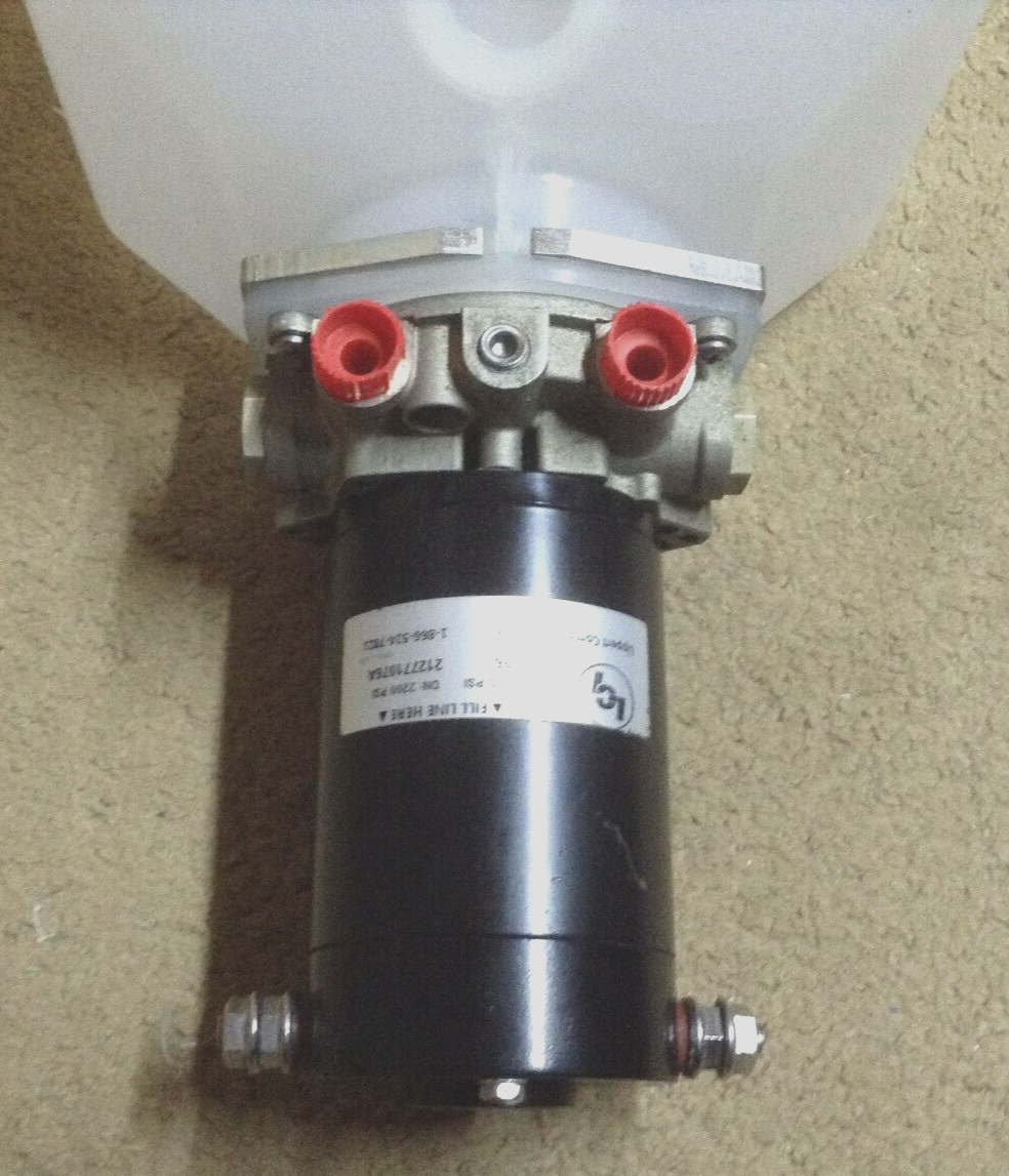 ss.396 Lippert LCI Level Up 251909 Horizontal 7QT Hydraulic Pump