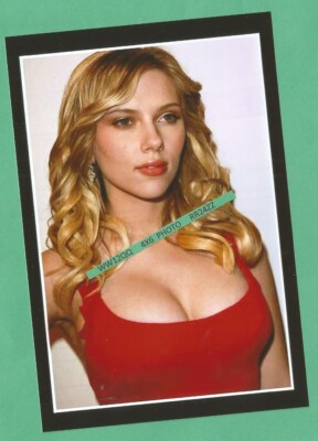 Found PHOTO of Beautiful Scarlett Johansson Actor Model Performer