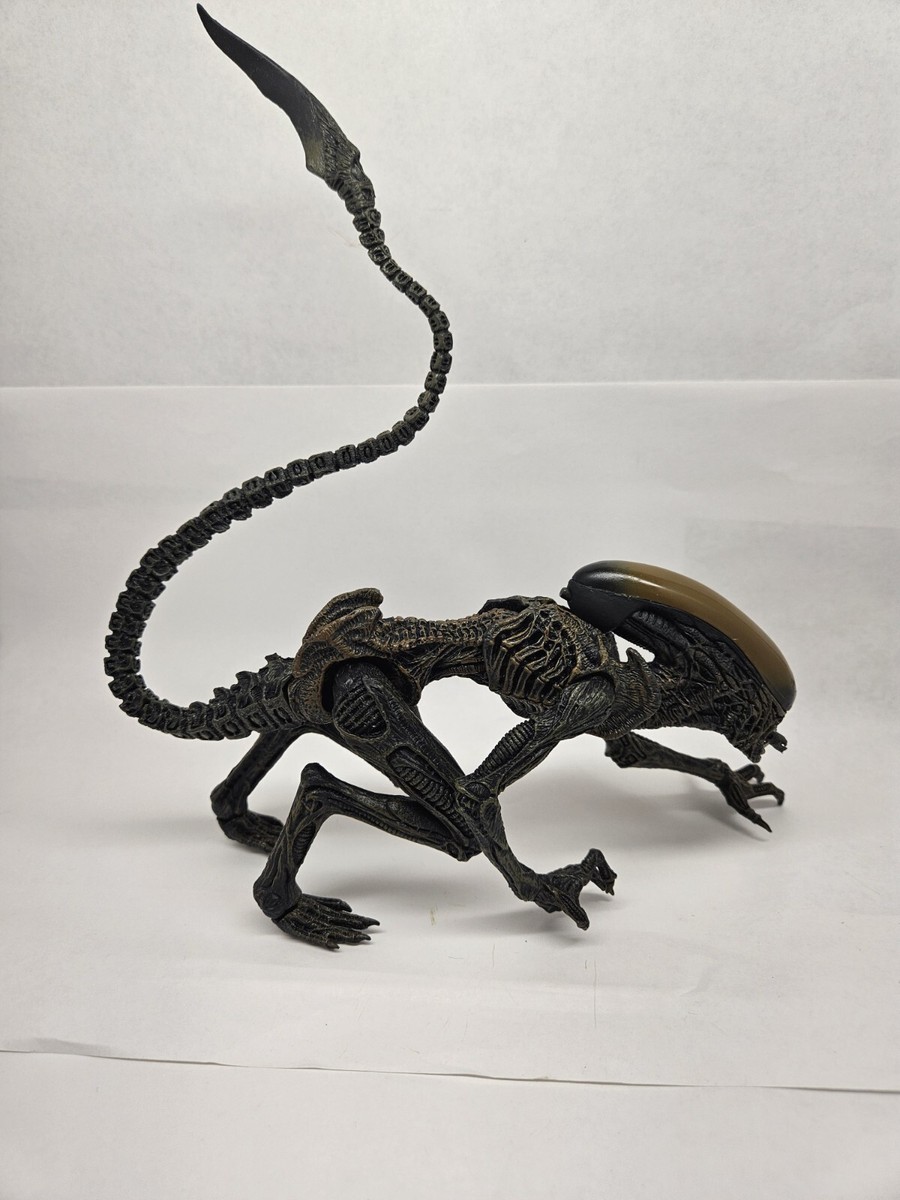 Mcfarlane Toys Alien 3 Dog Alien Xenomorph Movie Maniacs 6 Mcfarlane Toys Alien 3 Dog Alien Xenomorph Movie Maniacs 6